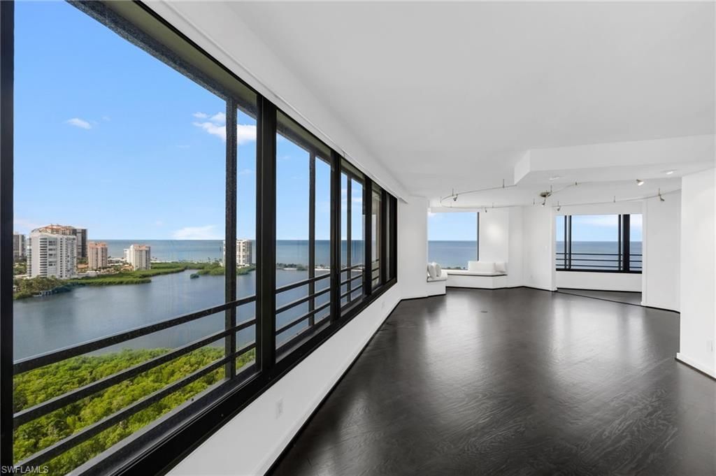 5555 Heron Point Dr, Unit 2101, Naples, FL 34108 Photo