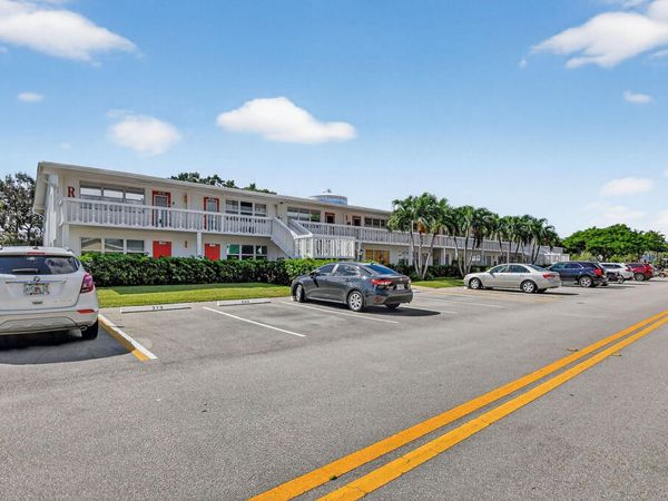 386 Tilford R, Deerfield Beach, FL 33442