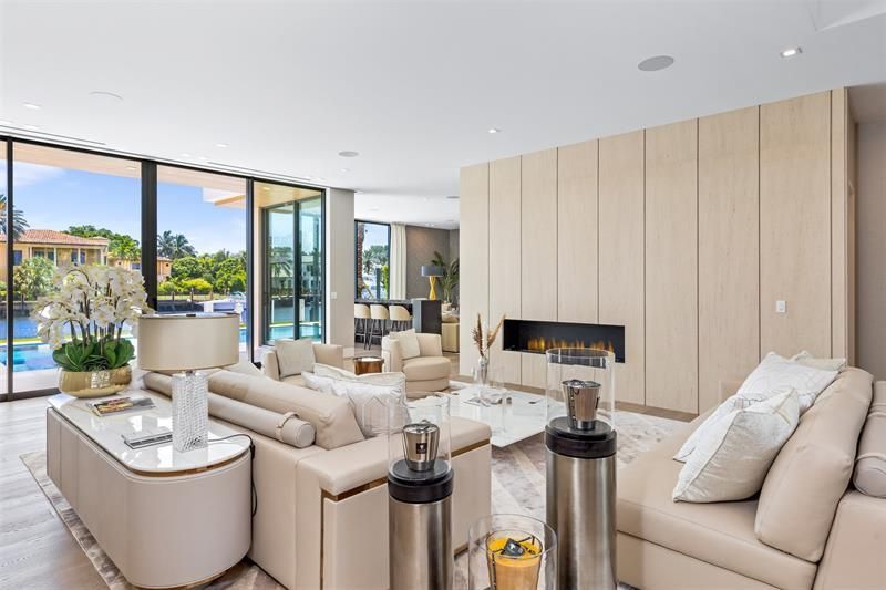 68 Isla Bahia Drive, Fort Lauderdale, FL 33316 Photo