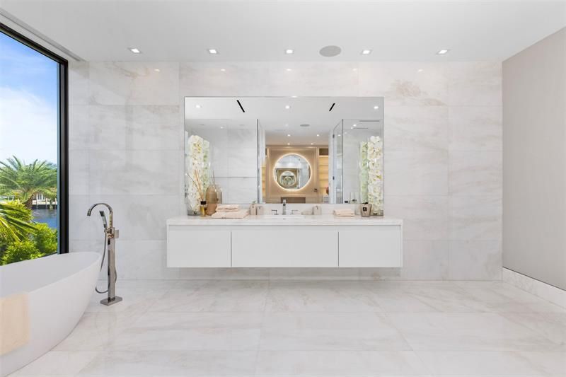 68 Isla Bahia Drive, Fort Lauderdale, FL 33316 Photo