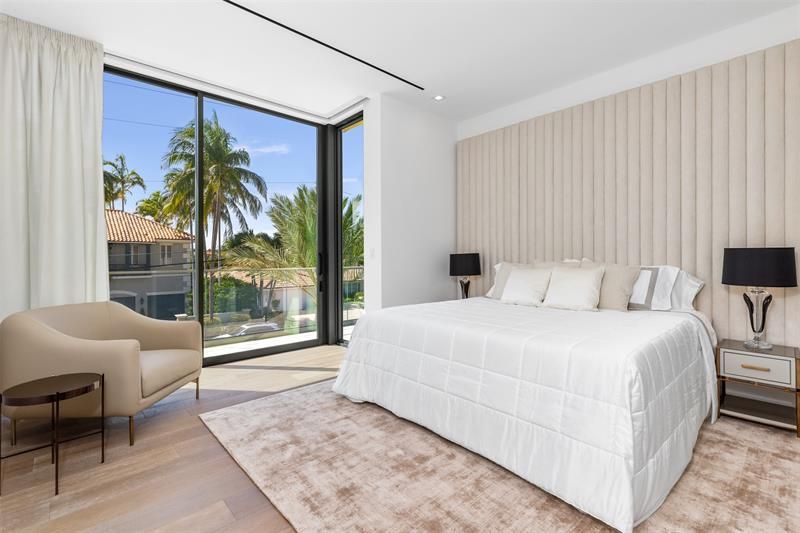 68 Isla Bahia Drive, Fort Lauderdale, FL 33316 Photo