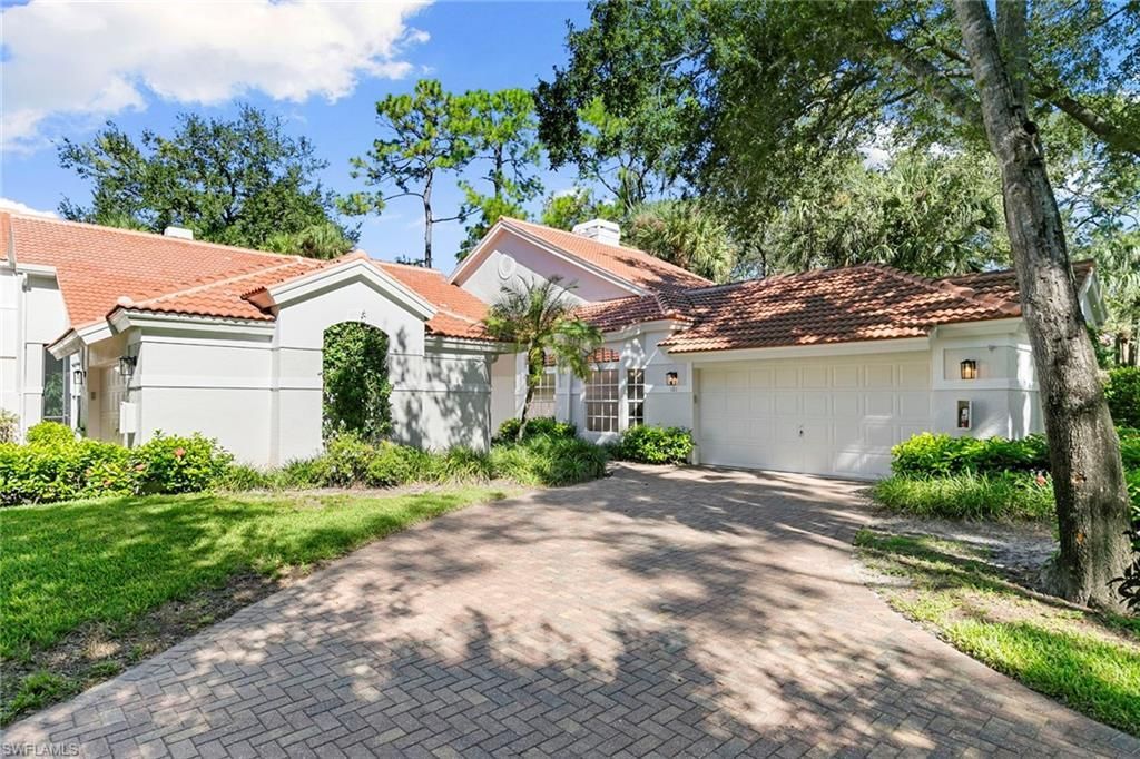 101 Amblewood Ln, Unit 1-104, Naples, FL 34105 Photo