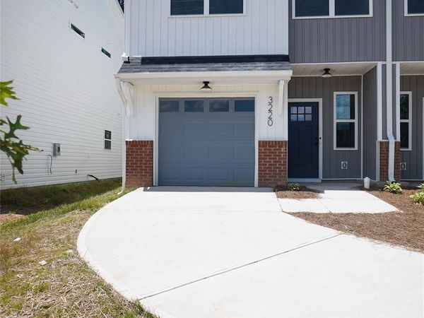 3220 Sam Wilson Road, Charlotte, NC 28214