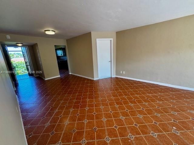 1450 NE 191st St, Unit 401, Miami, FL 33179 Photo