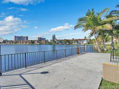 1450 NE 191st St, Unit 401, Miami, FL 33179 Photo