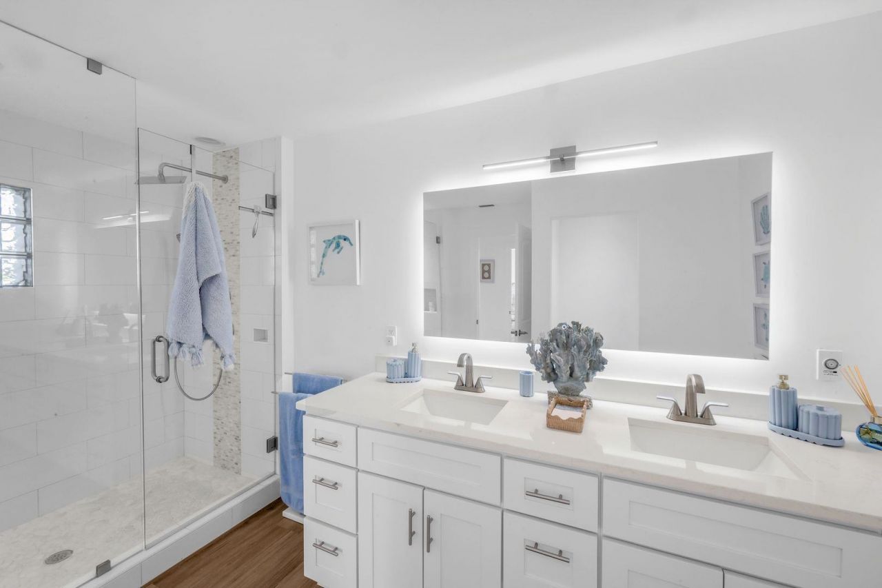 915 Pecten Ct, Sanibel, FL 33957 Photo