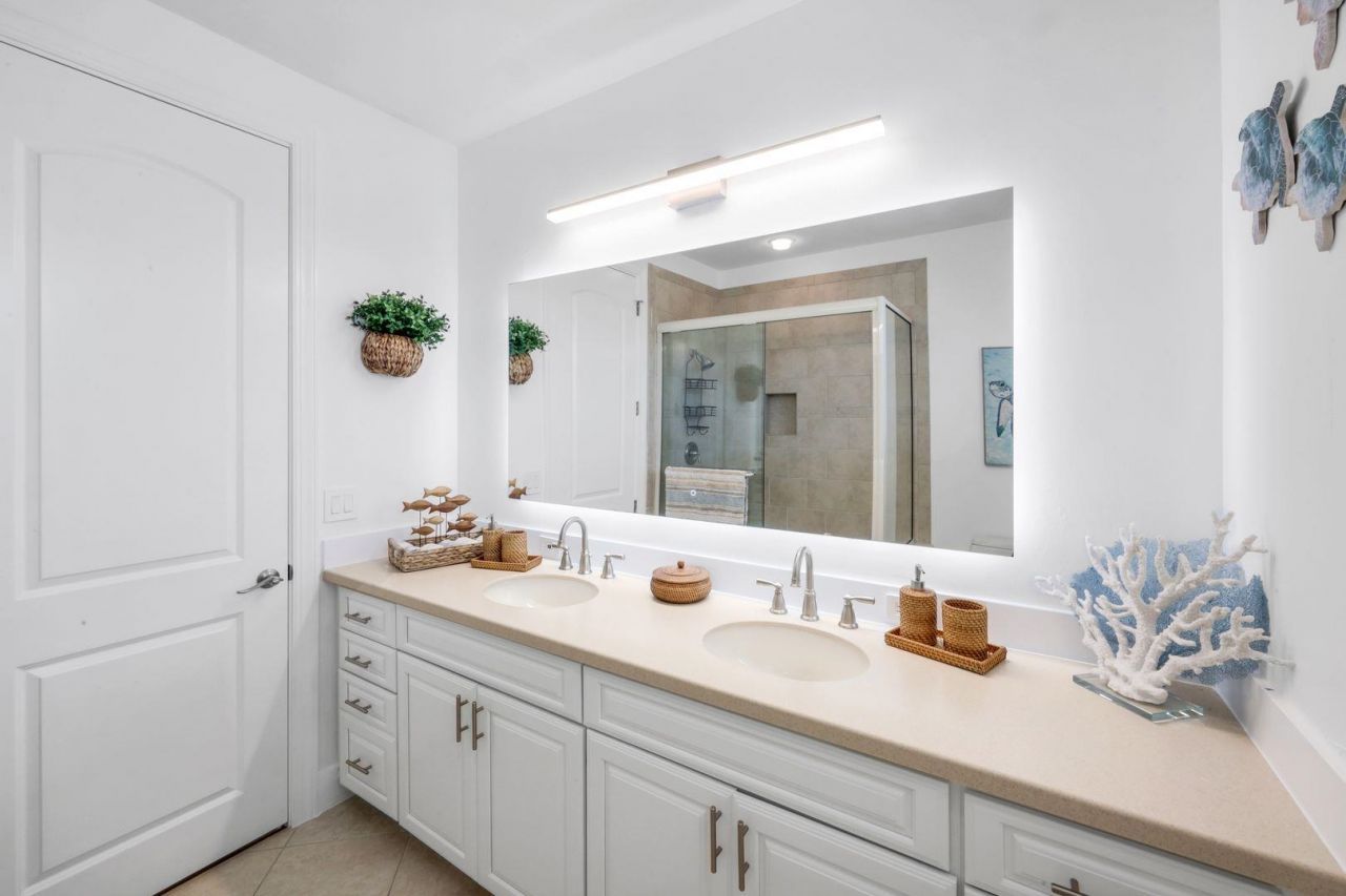 915 Pecten Ct, Sanibel, FL 33957 Photo