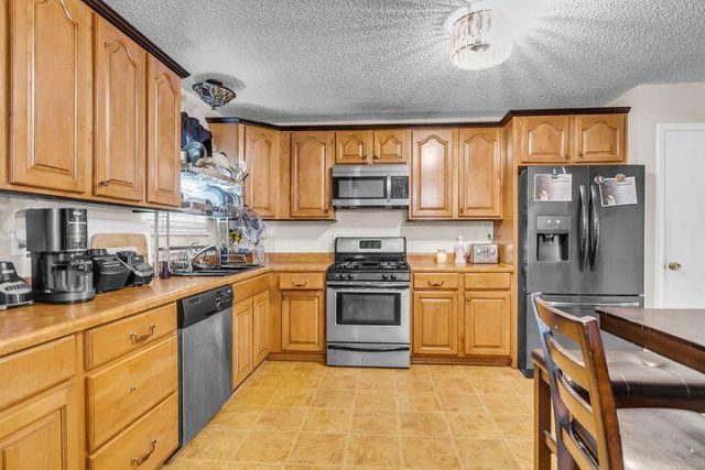 1784 Banbury Road Photo 15