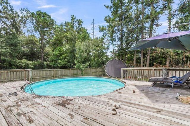 1784 Banbury Road Photo 31