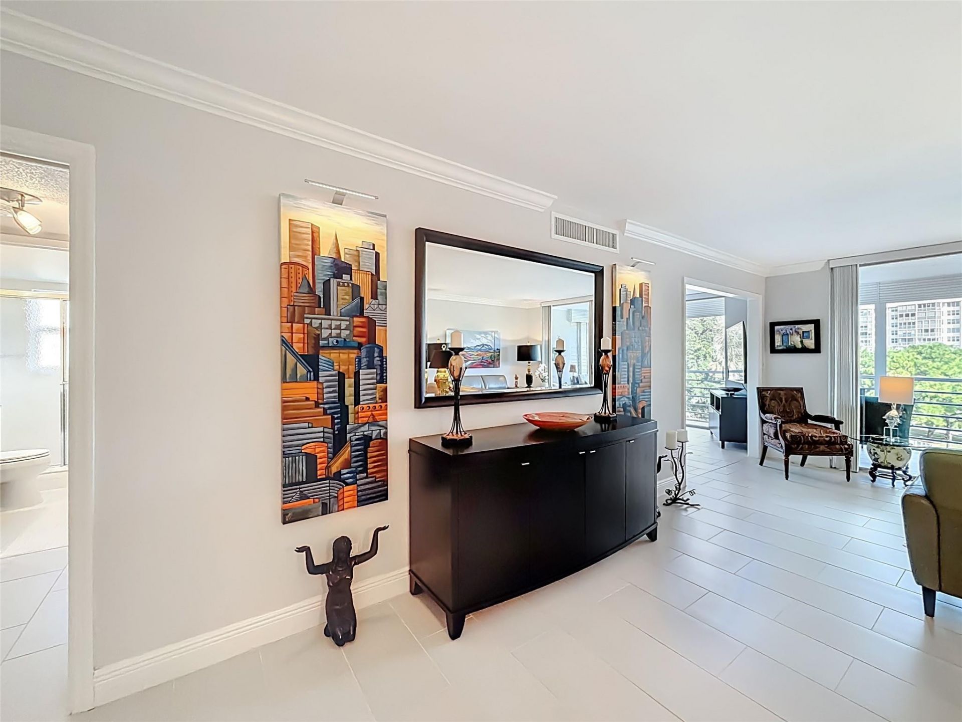 545 Oaks Lane, Unit 410, Pompano Beach, FL 33069 Photo