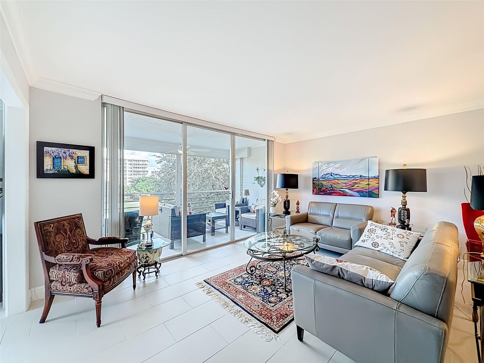 545 Oaks Lane, Unit 410, Pompano Beach, FL 33069 Photo