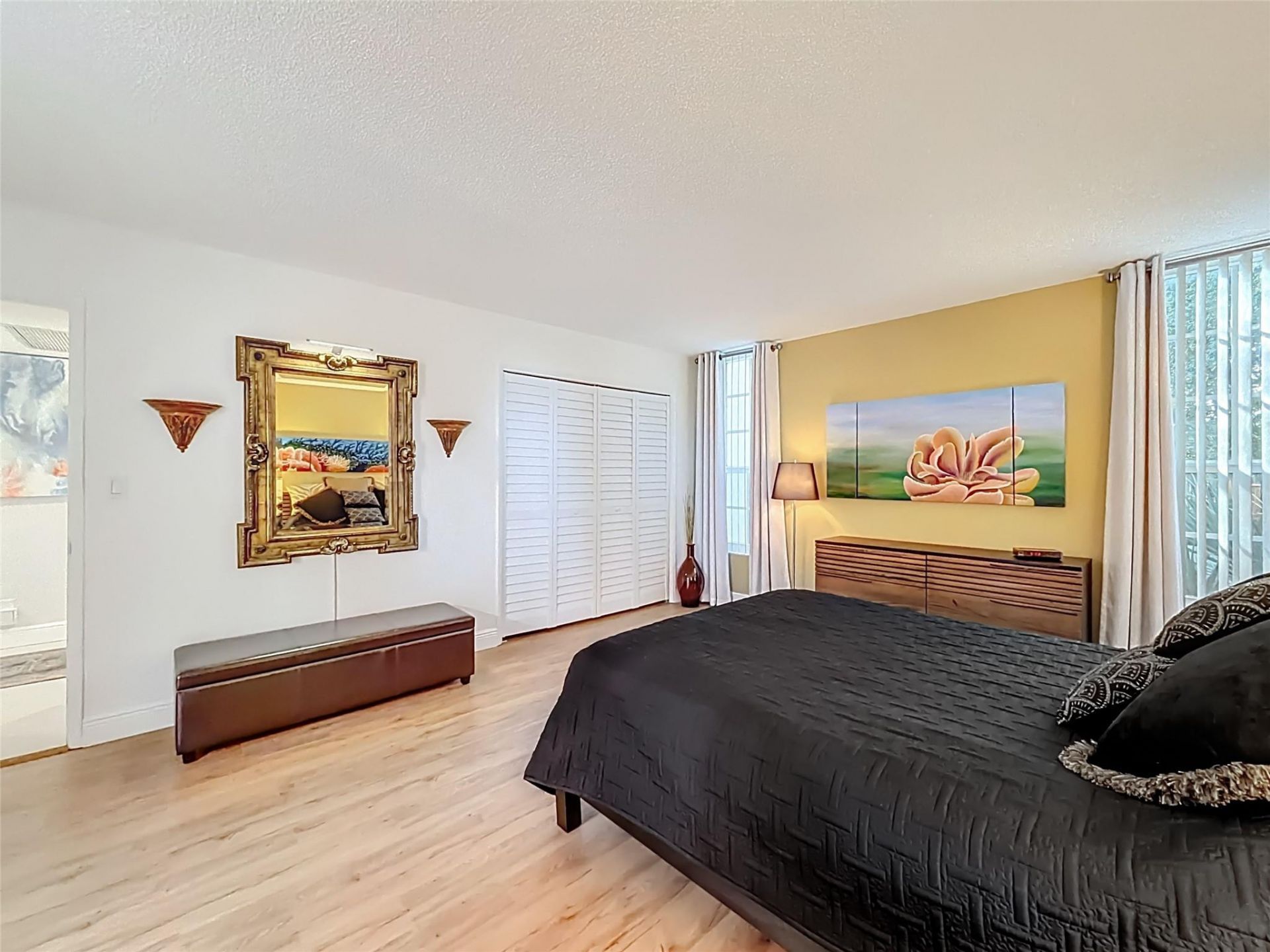 545 Oaks Lane, Unit 410, Pompano Beach, FL 33069 Photo