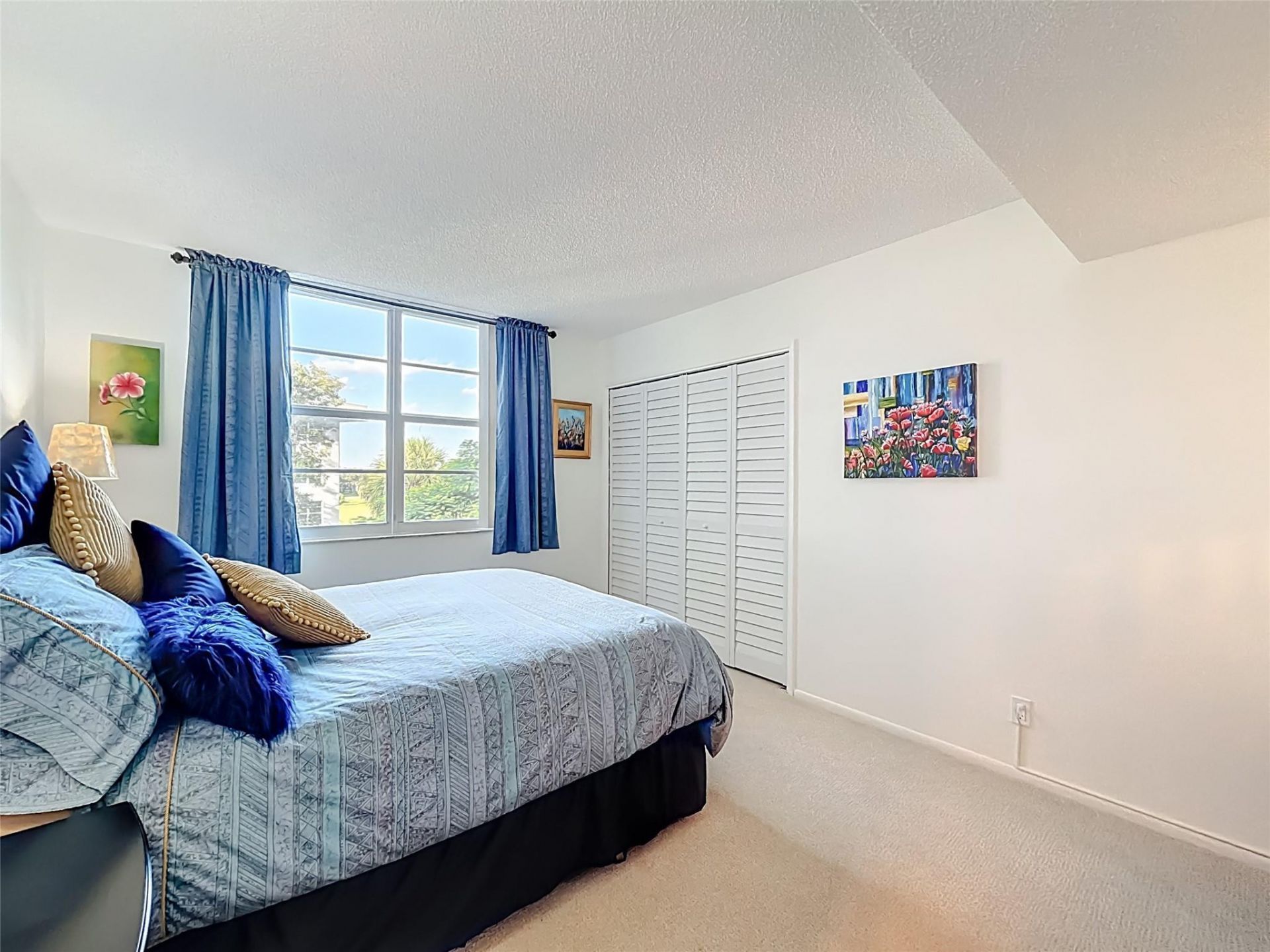 545 Oaks Lane, Unit 410, Pompano Beach, FL 33069 Photo