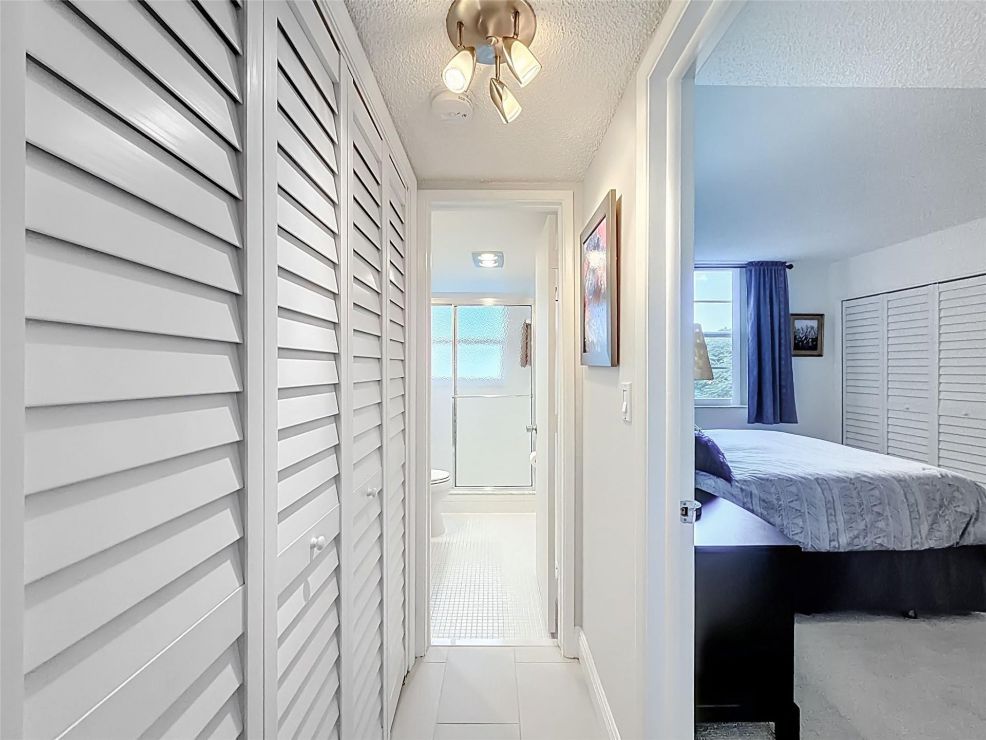 545 Oaks Lane, Unit 410, Pompano Beach, FL 33069 Photo