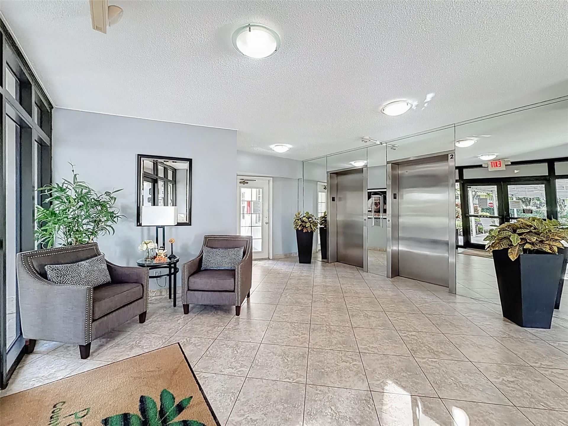 545 Oaks Lane, Unit 410, Pompano Beach, FL 33069 Photo