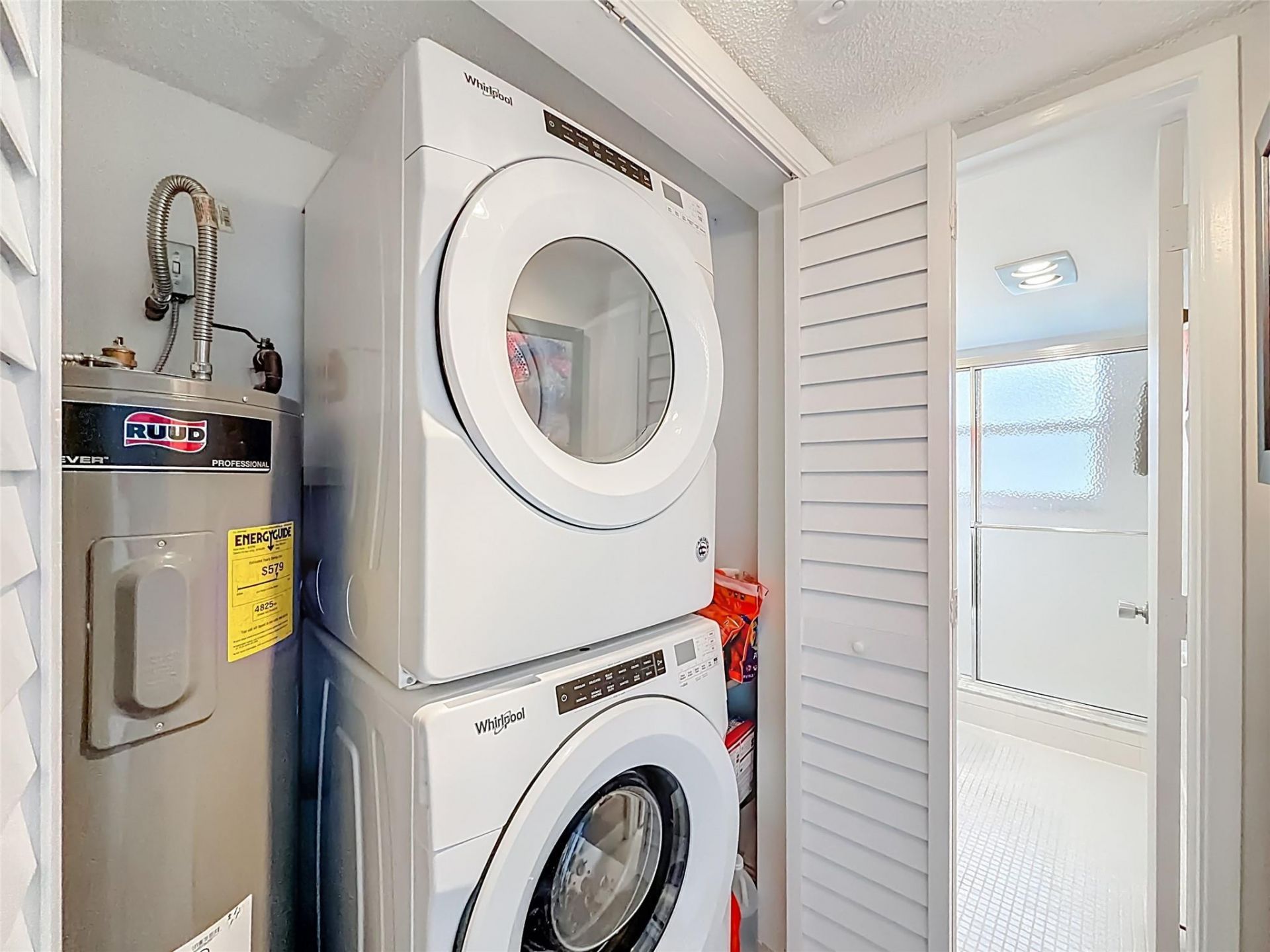 545 Oaks Lane, Unit 410, Pompano Beach, FL 33069 Photo