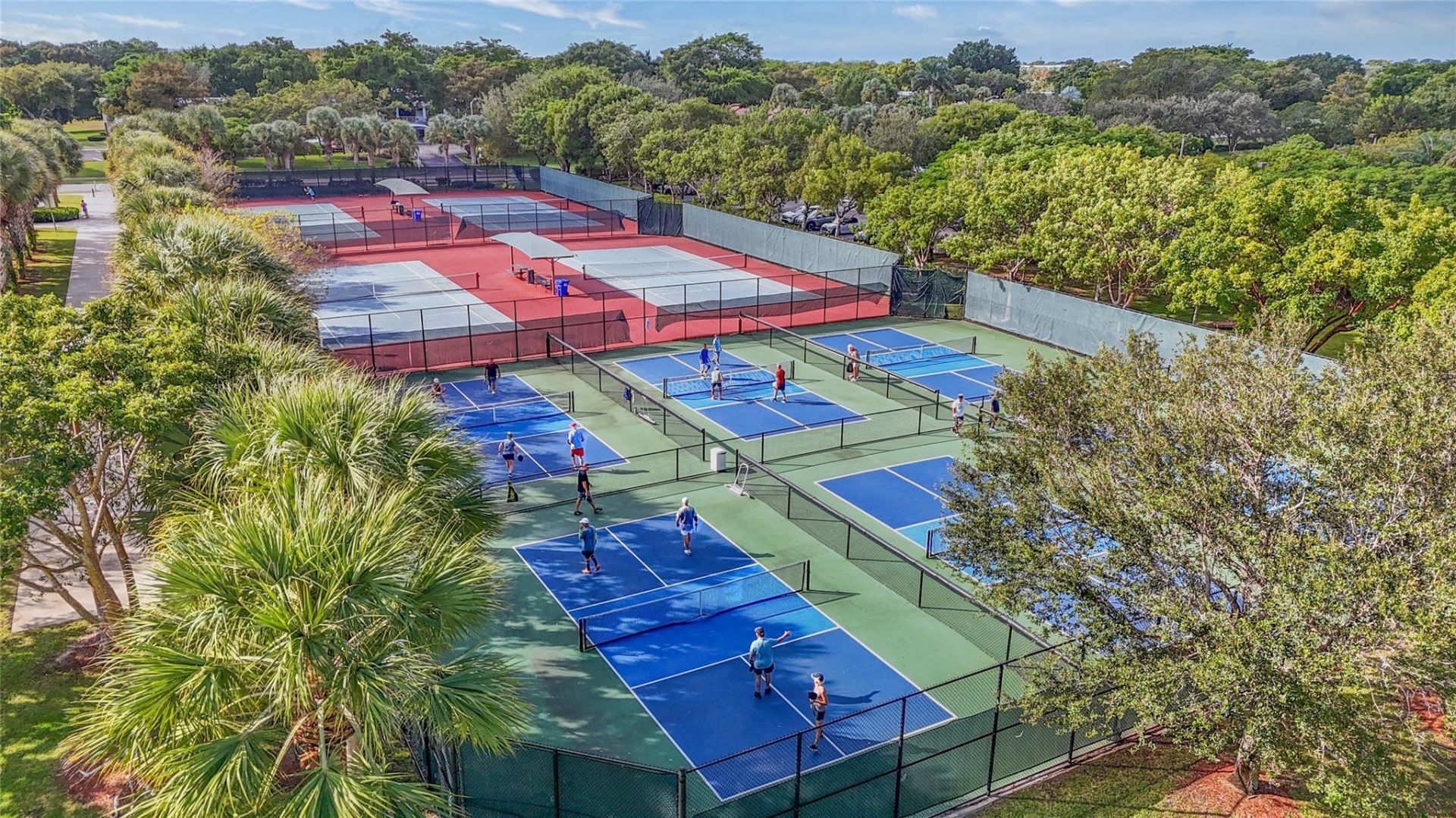 545 Oaks Lane, Unit 410, Pompano Beach, FL 33069 Photo