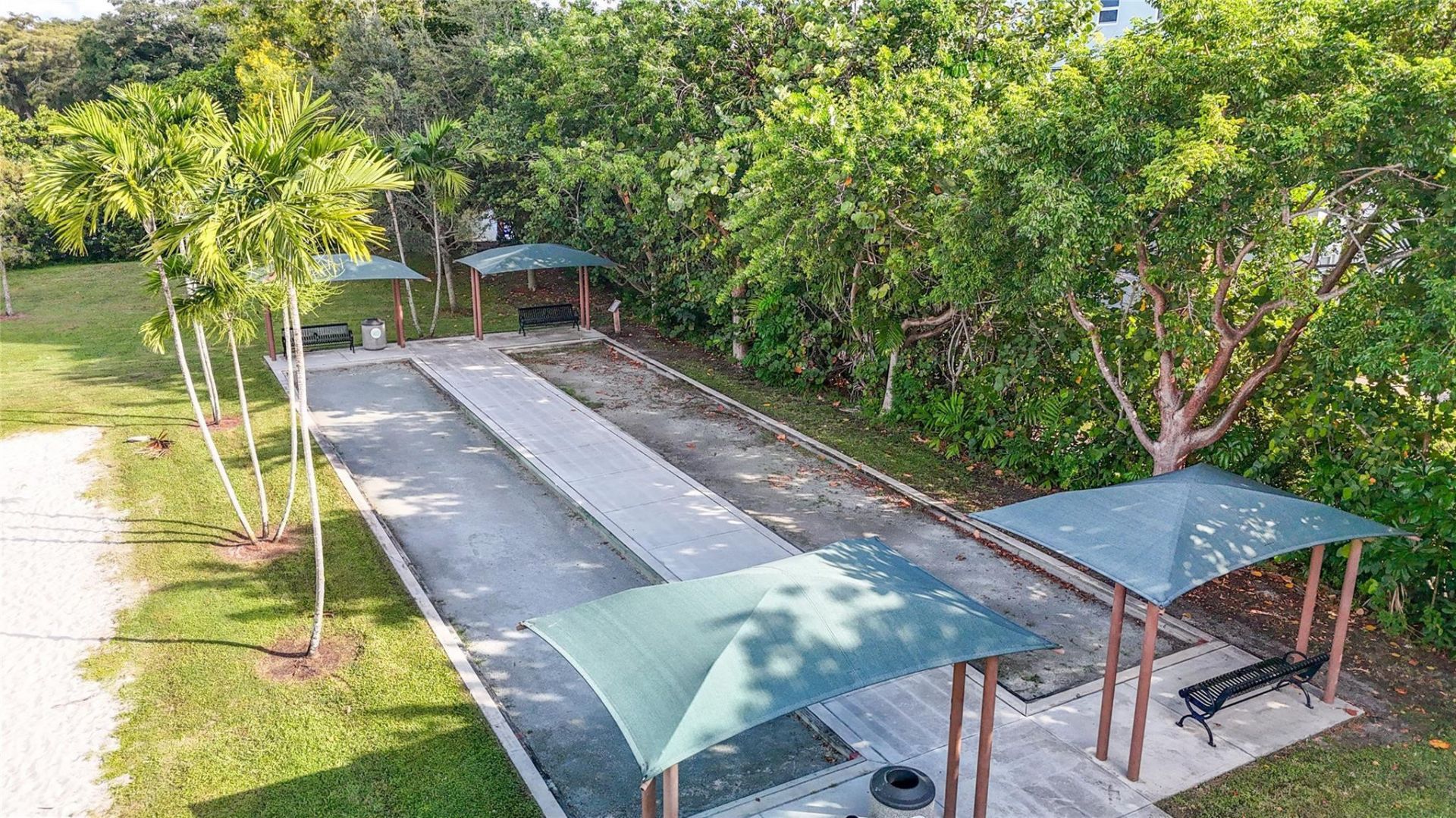 545 Oaks Lane, Unit 410, Pompano Beach, FL 33069 Photo