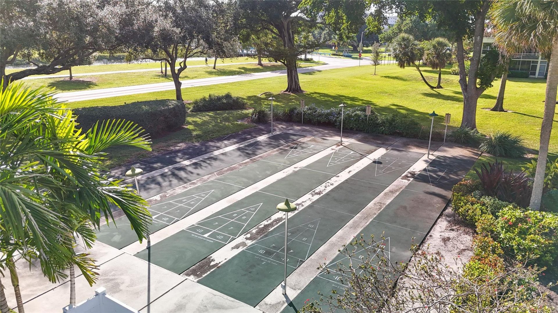 545 Oaks Lane, Unit 410, Pompano Beach, FL 33069 Photo