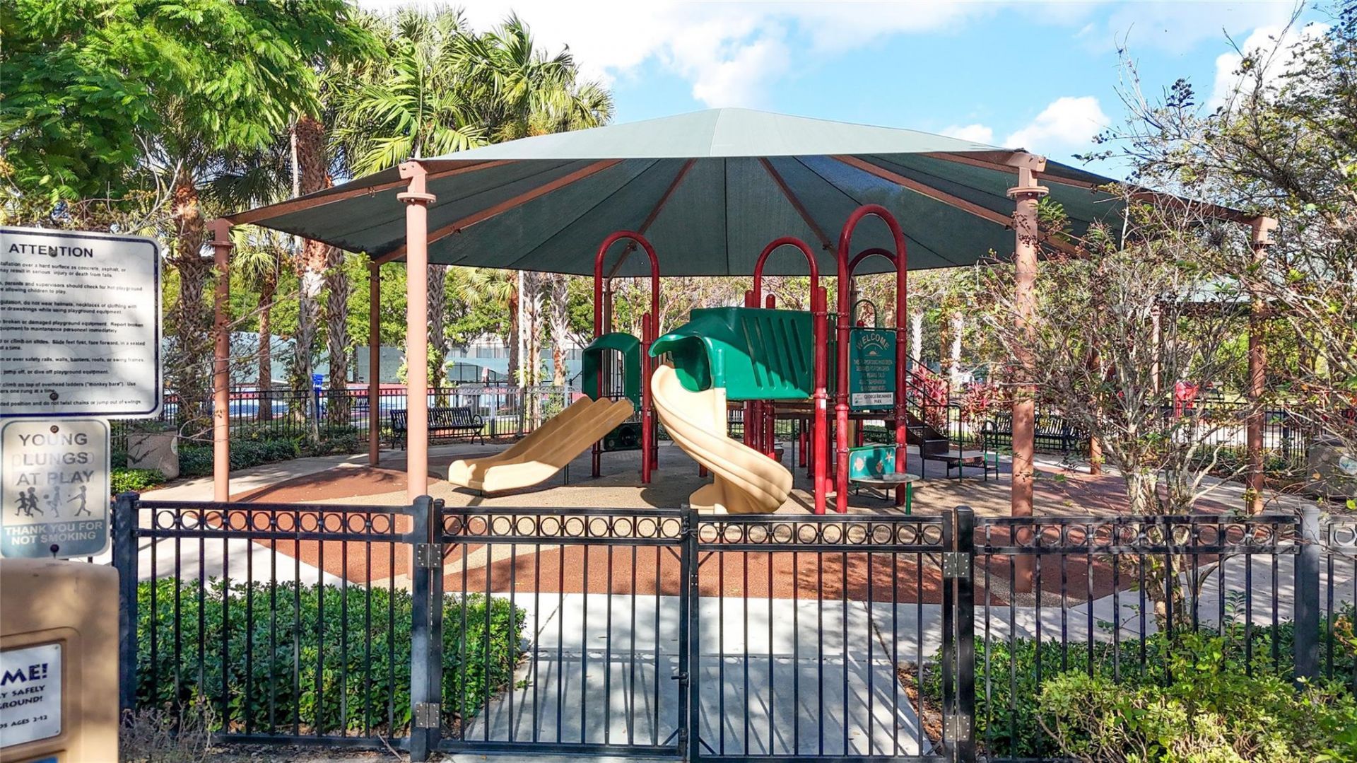 545 Oaks Lane, Unit 410, Pompano Beach, FL 33069 Photo