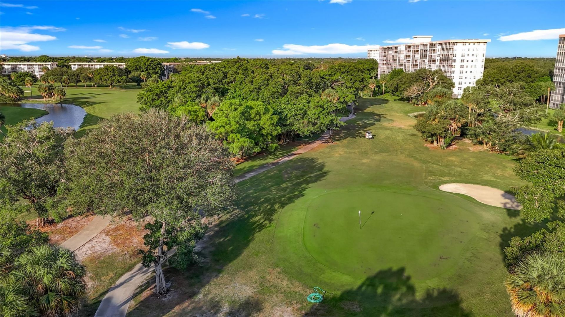 545 Oaks Lane, Unit 410, Pompano Beach, FL 33069 Photo