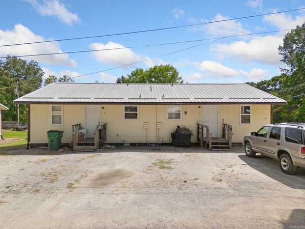 Yellville, AR 72687