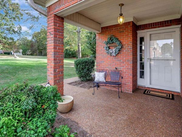 2402 Queens Lace Trail, Chattanooga, TN 37421