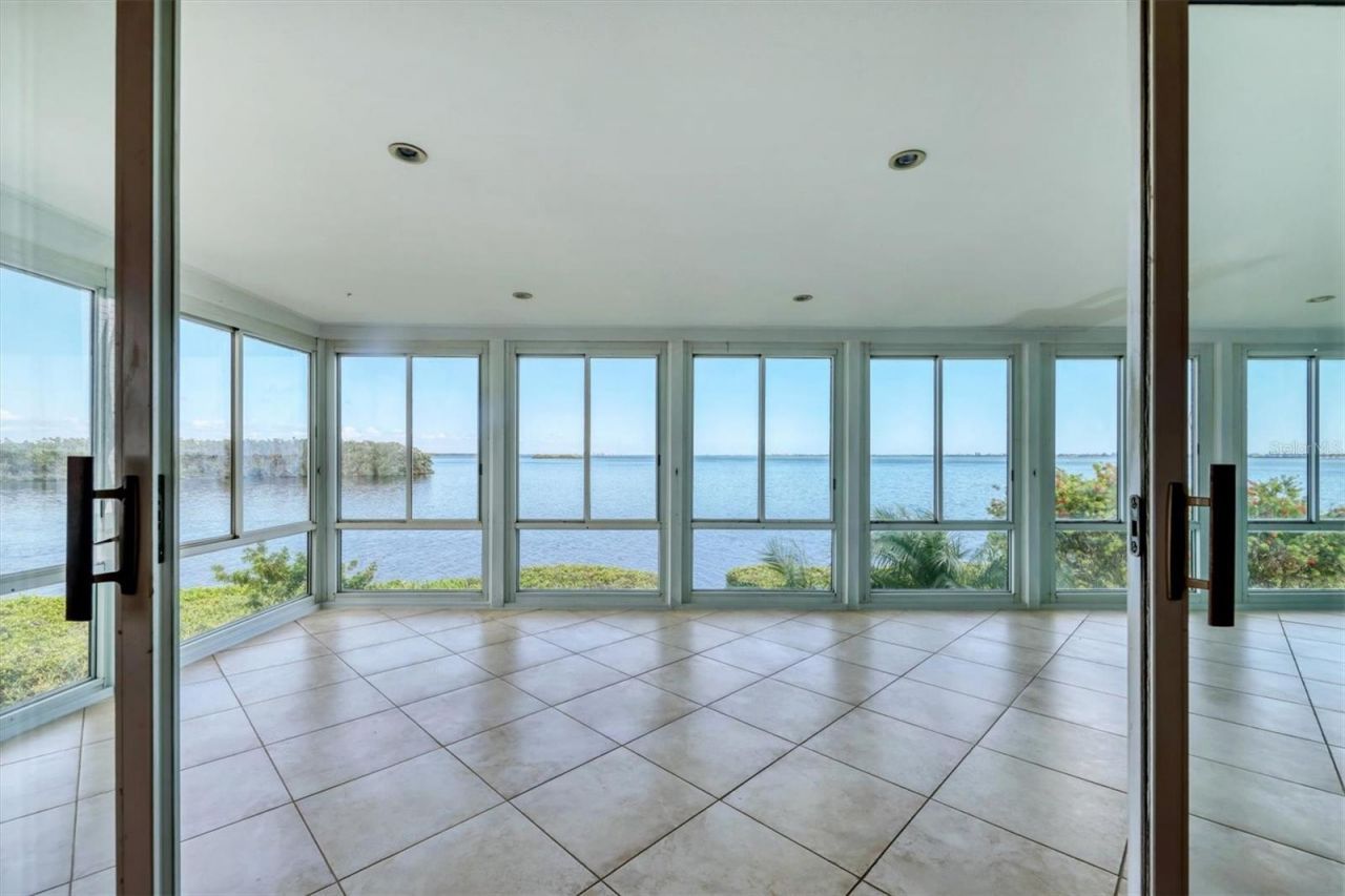 16 Tidy Island Boulevard, Unit 16, Bradenton, FL 34210 Photo