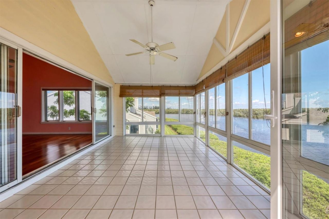 16 Tidy Island Boulevard, Unit 16, Bradenton, FL 34210 Photo