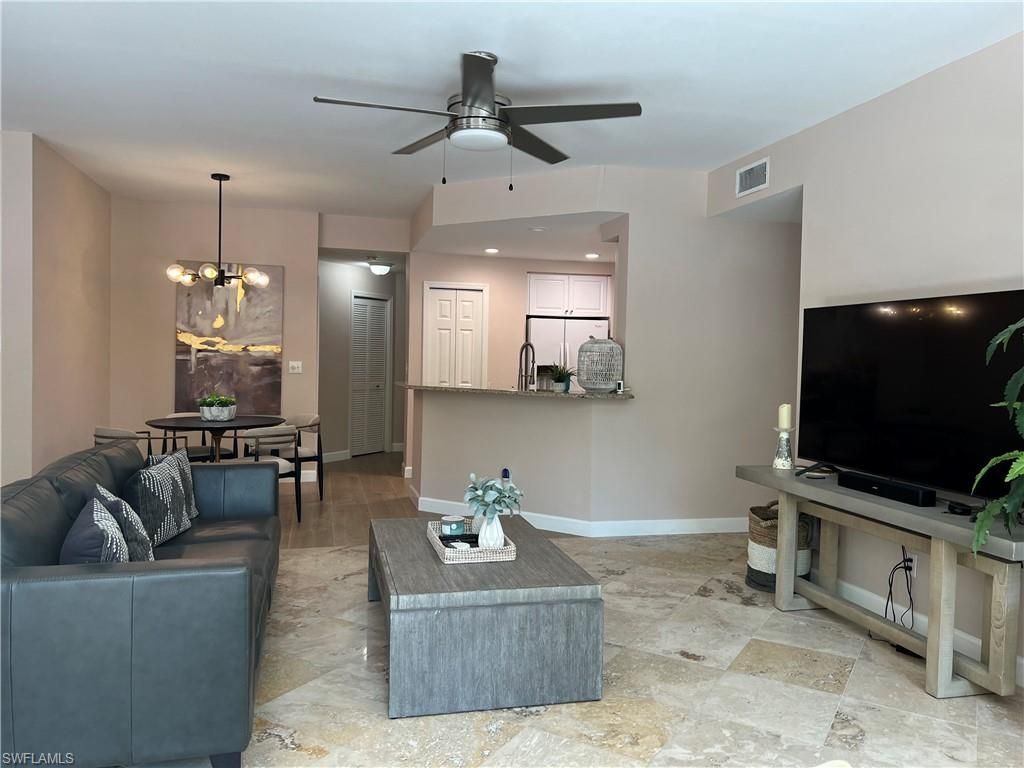 901 Egrets Run, Unit 4-102, Naples, FL 34108 Photo