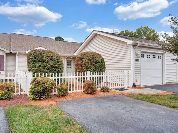 8416 Stoney Corner LN, Roanoke, VA 24019