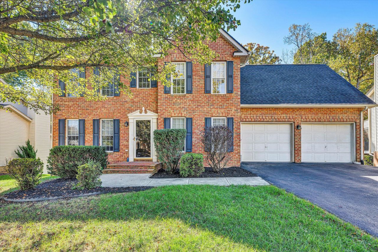 6039 Chagall Dr, Roanoke, VA 24018 Main Photo