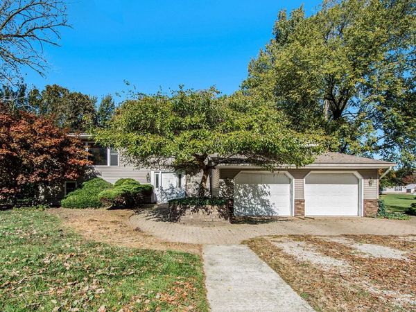 3822 Sharp Rd, Adrian, MI 49221