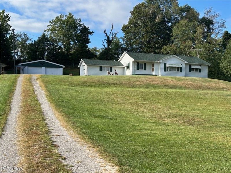 18284 National Road, Gratiot, OH 43740 Photo 2