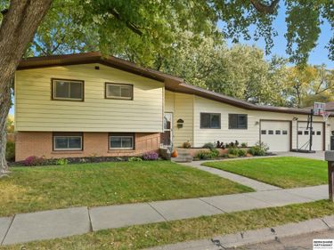 810 W 11th Street, Wahoo, NE 68066