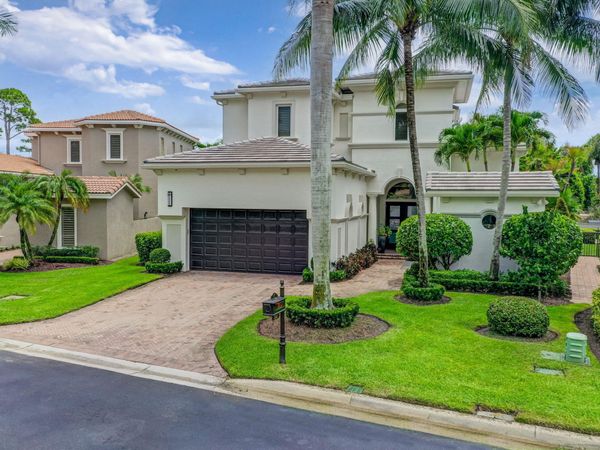 184 Viera Drive, Palm Beach Gardens, FL 33418
