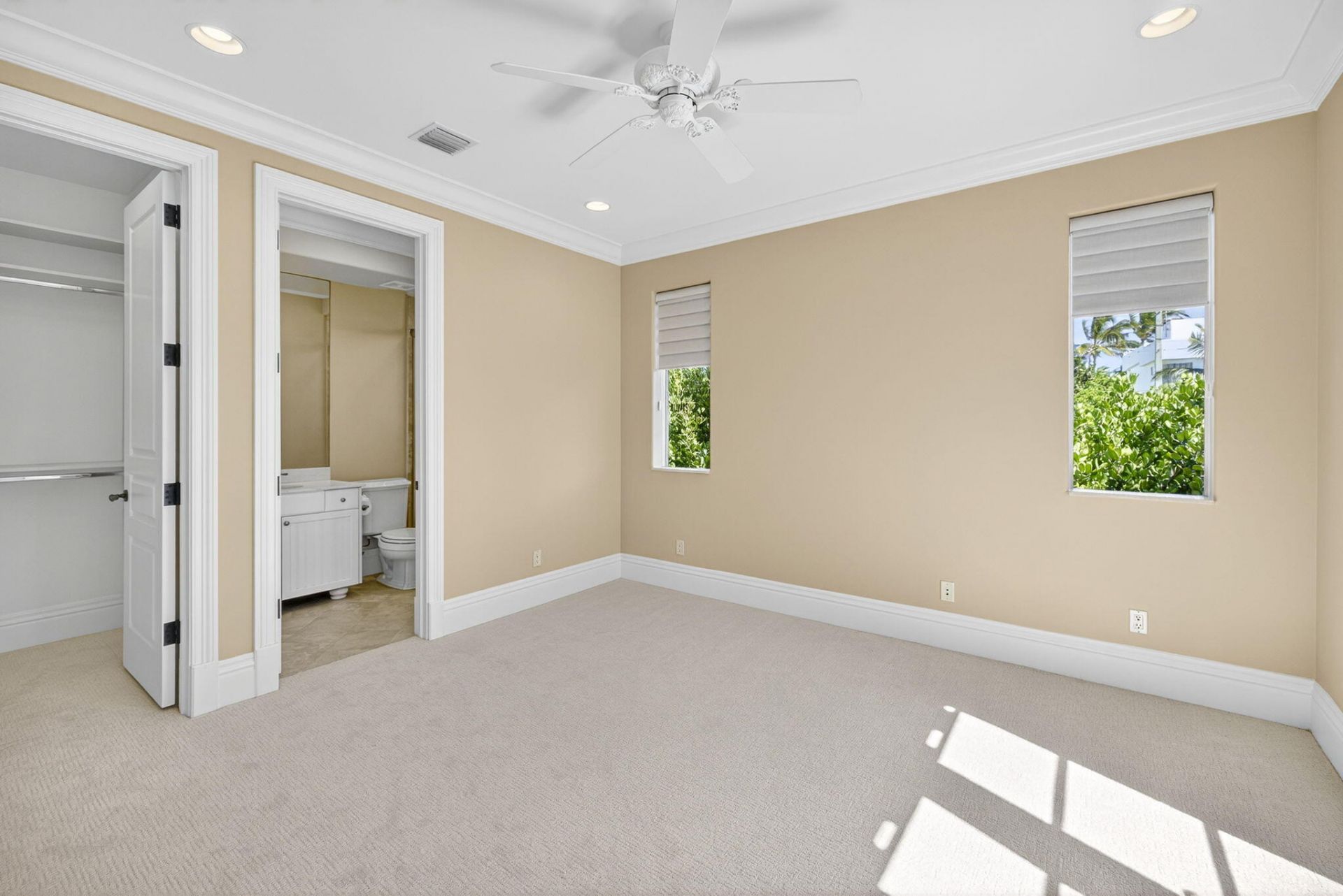 4002 S Ocean Boulevard, Highland Beach, FL 33487 Photo