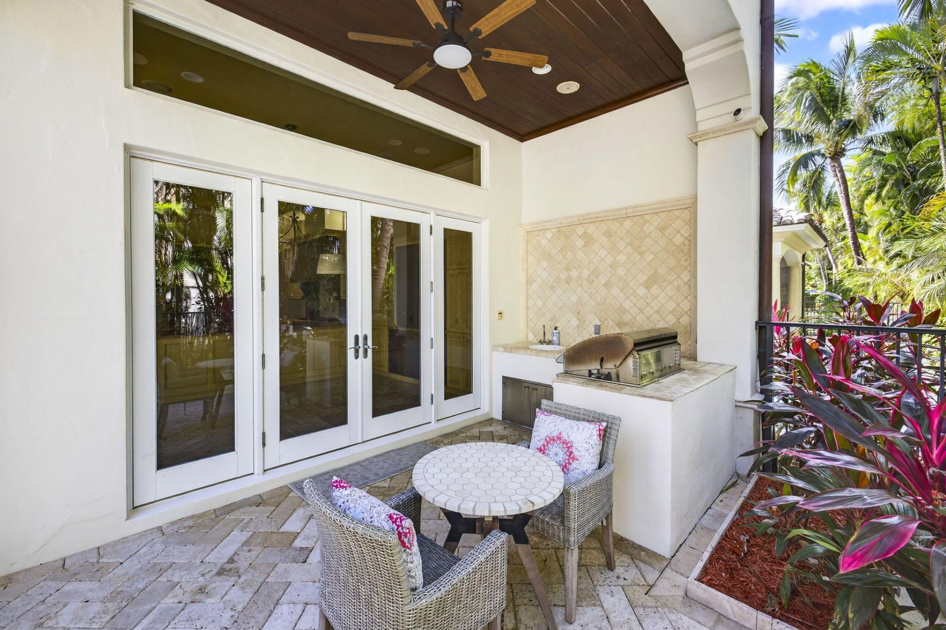 4002 S Ocean Boulevard, Highland Beach, FL 33487 Photo