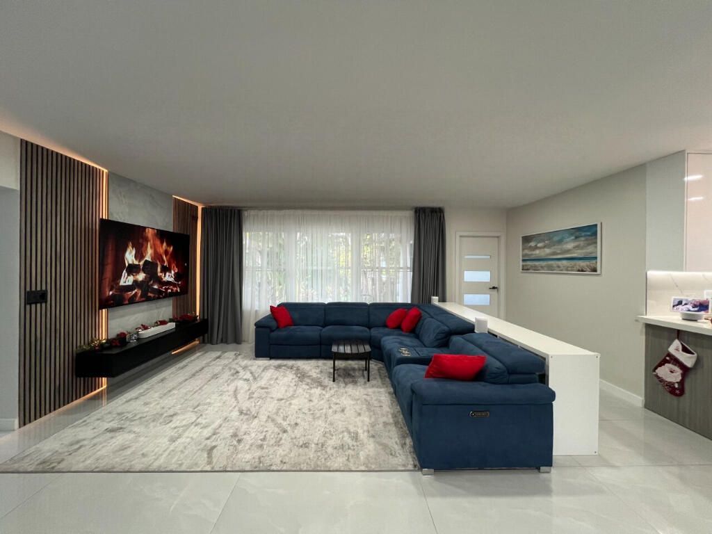 1042 Tyler Street, Hollywood, FL 33019 Photo