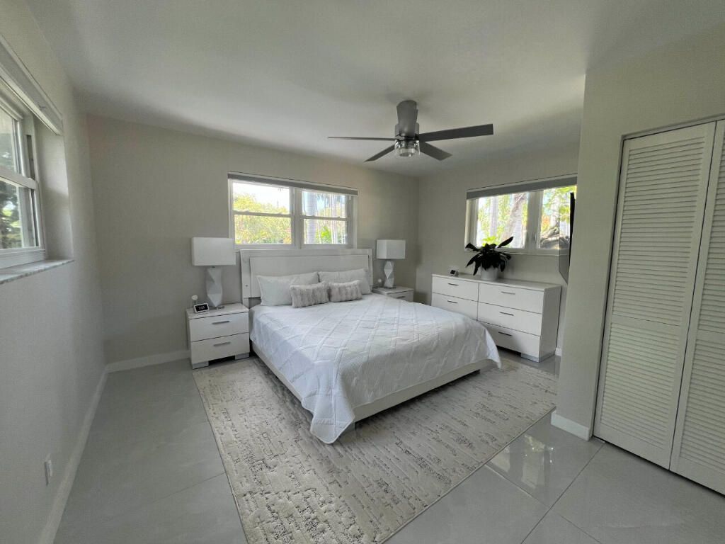 1042 Tyler Street, Hollywood, FL 33019 Photo