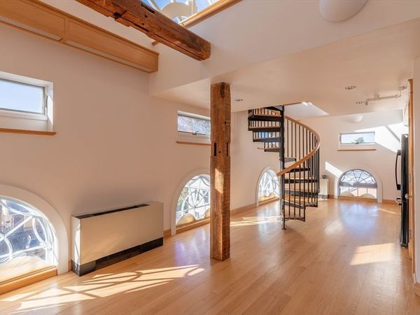 43 Center St, Unit K, Northampton, MA 01060