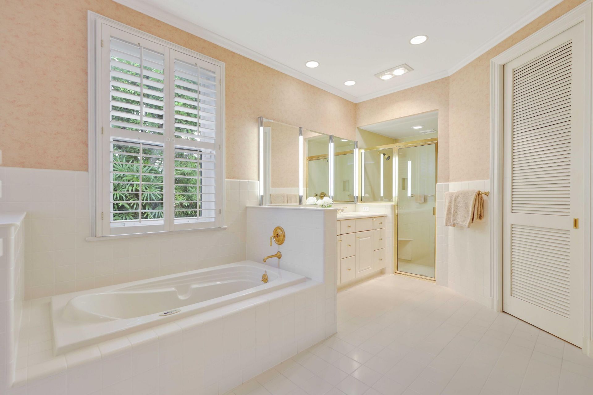 5 Country Road E, Unit A, Village of Golf, FL 33436 Photo