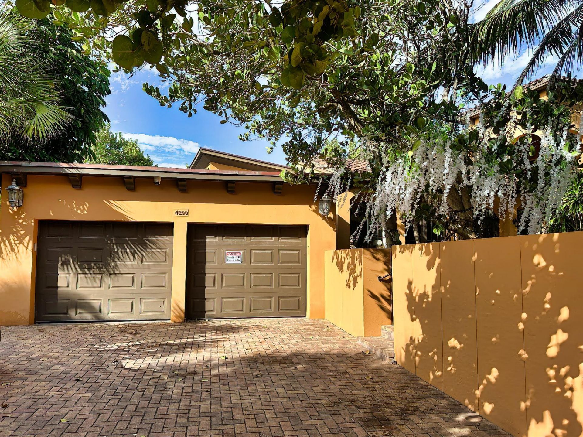 4200 N Surf Road, Hollywood, FL 33019 Photo