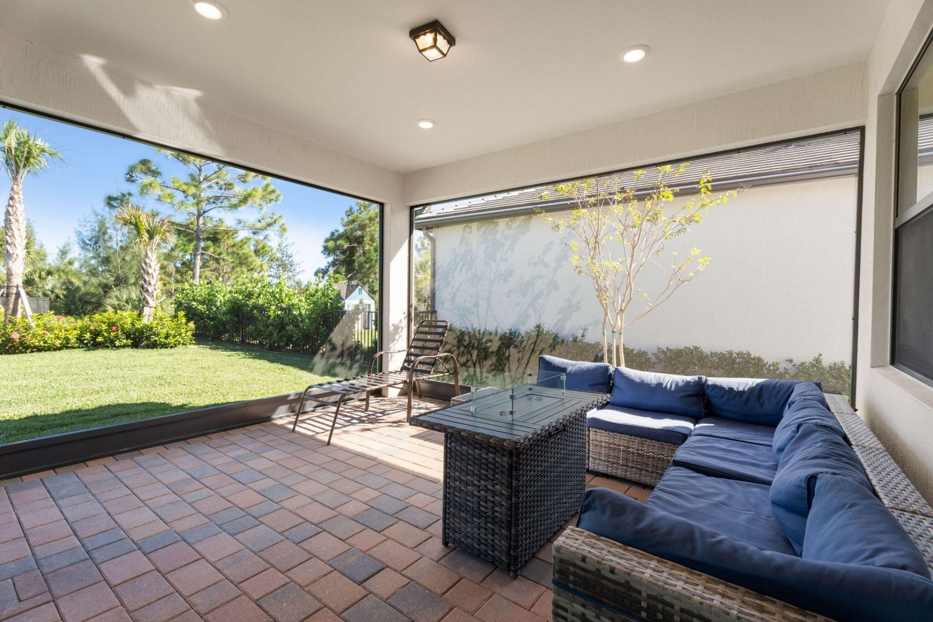 361 SE Filoli Drive, Port Saint Lucie, FL 34984 Photo