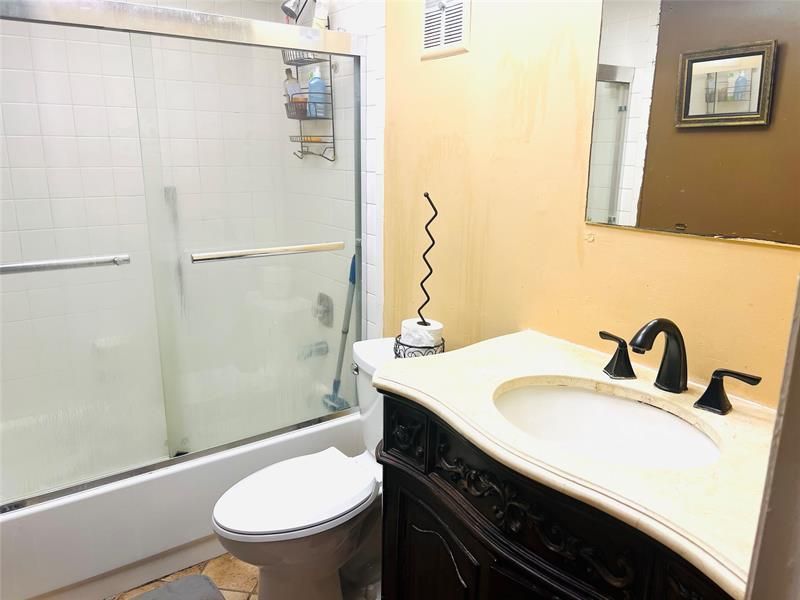 7400 NW 17th Street, Unit 205, Plantation, FL 33313 Photo
