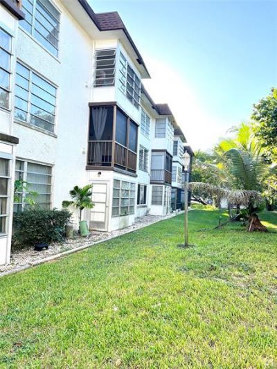 7400 NW 17th Street, Unit 205, Plantation, FL 33313 Photo