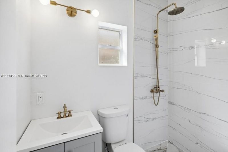 1915 Normandy Drive, Miami Beach, FL 33141 Photo