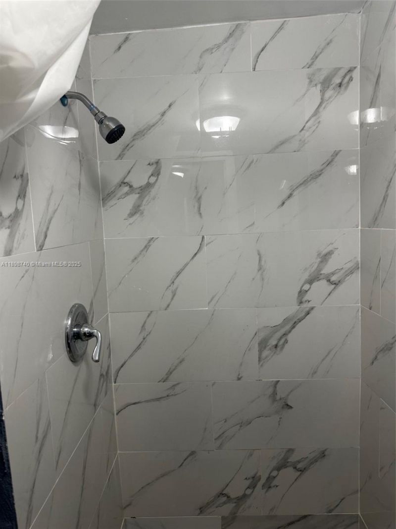 1041 NW 196th St, Unit REAR, Miami Gardens, FL 33169 Photo