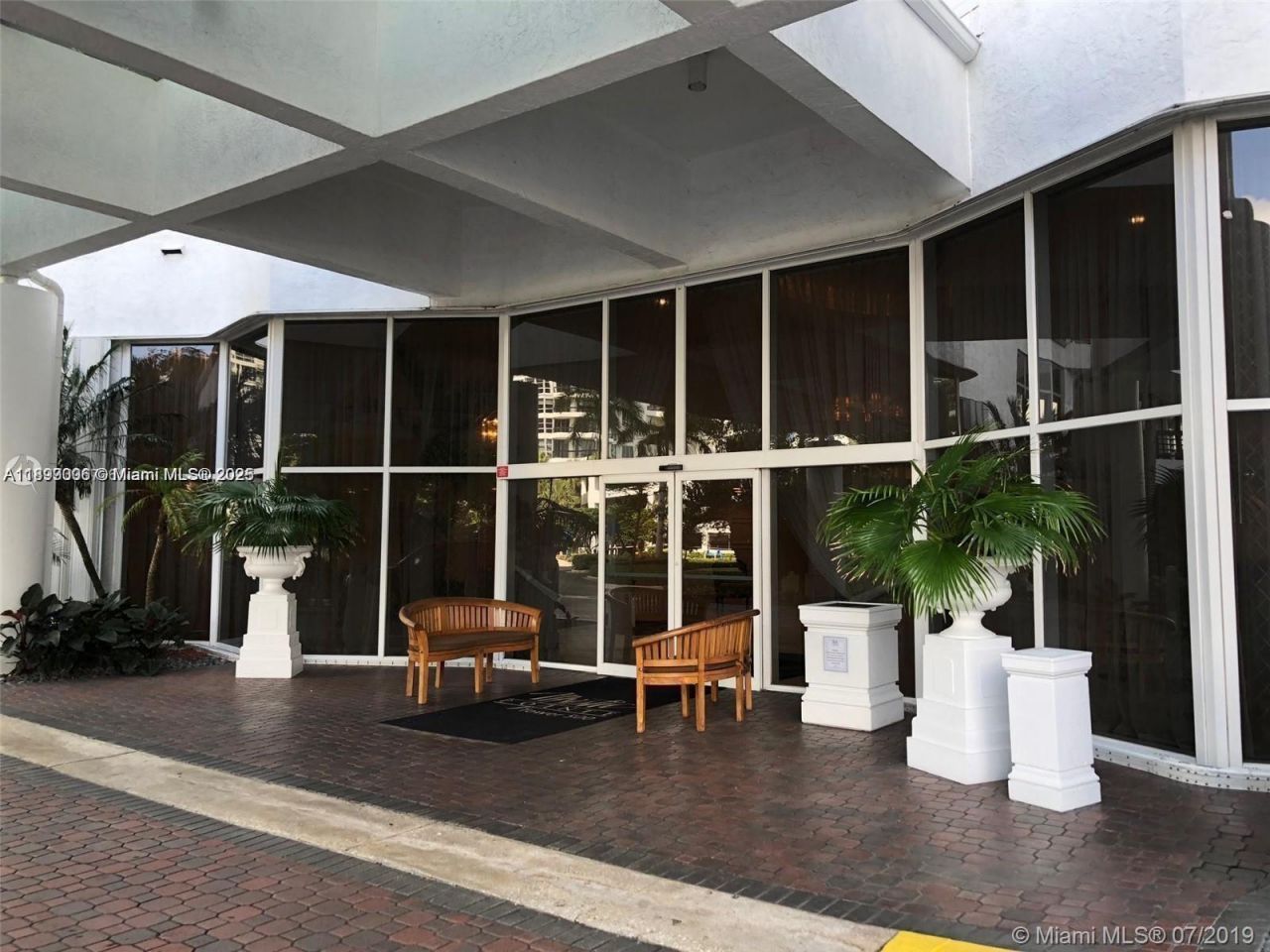 3530 Mystic Pointe Dr, Unit 1008, Aventura, FL 33180 Photo