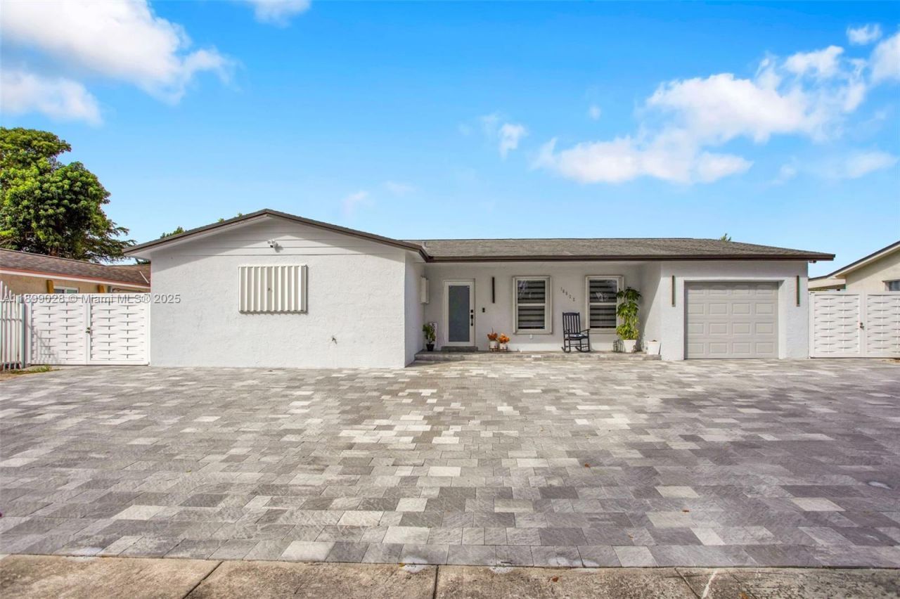 16922 SW 107th Pl, Miami, FL 33157 Photo